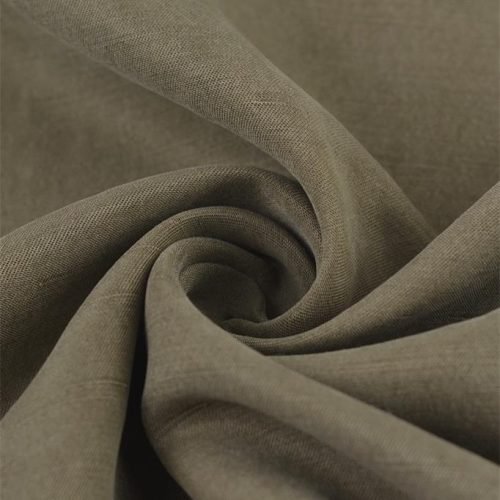 35% cupro, 30% Tencel, 35% linen. Weight: 172 gsm